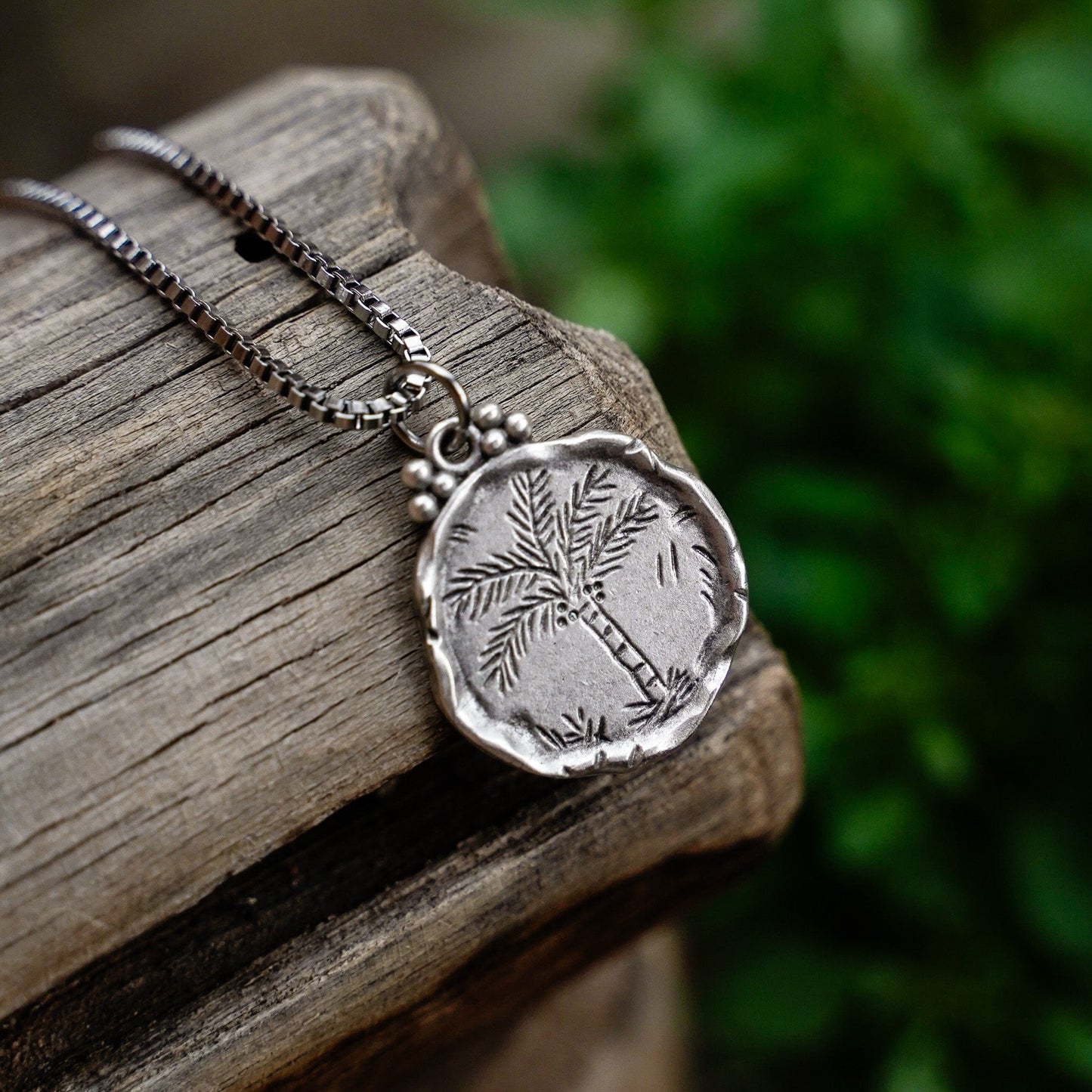 Palm Necklace