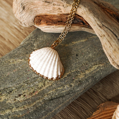 Bay Necklace