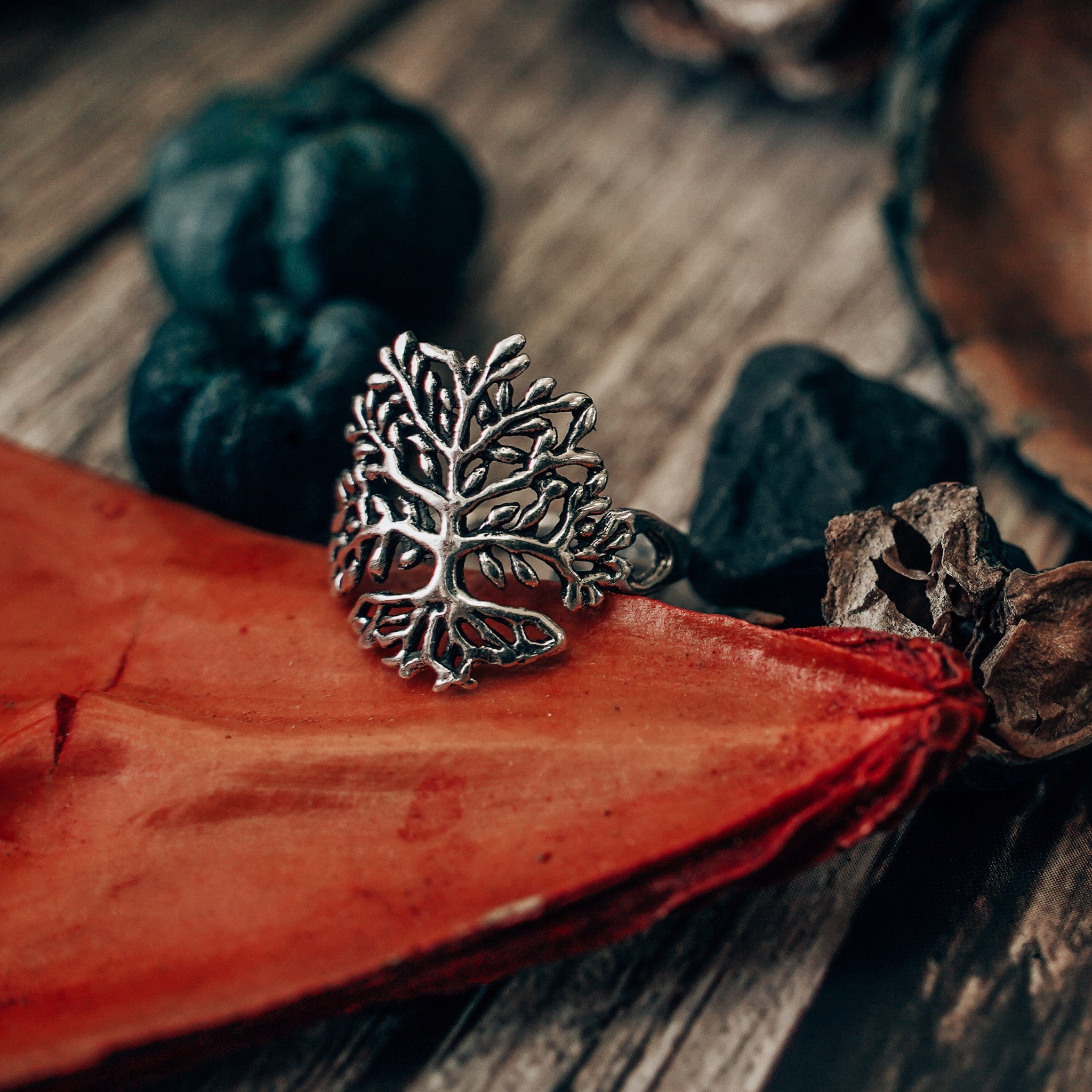 Rings Rooted Soul Ring