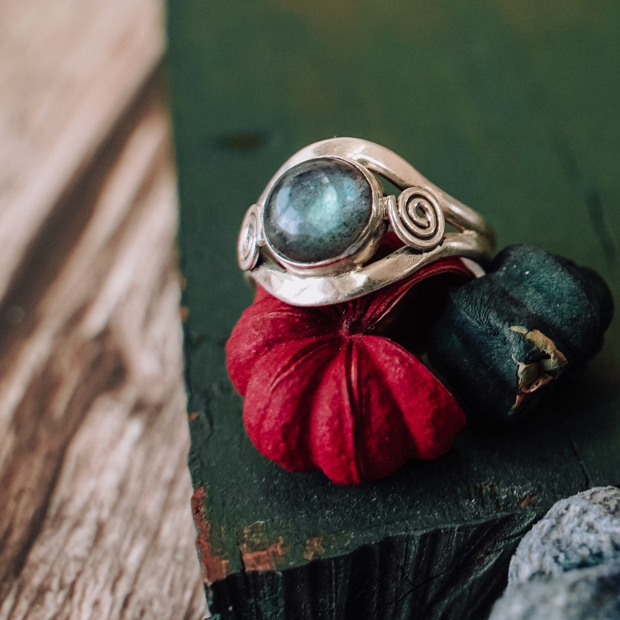 Rings Silverthrum Ring