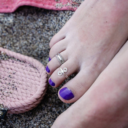 Rings Twist & Toes Toe Rin